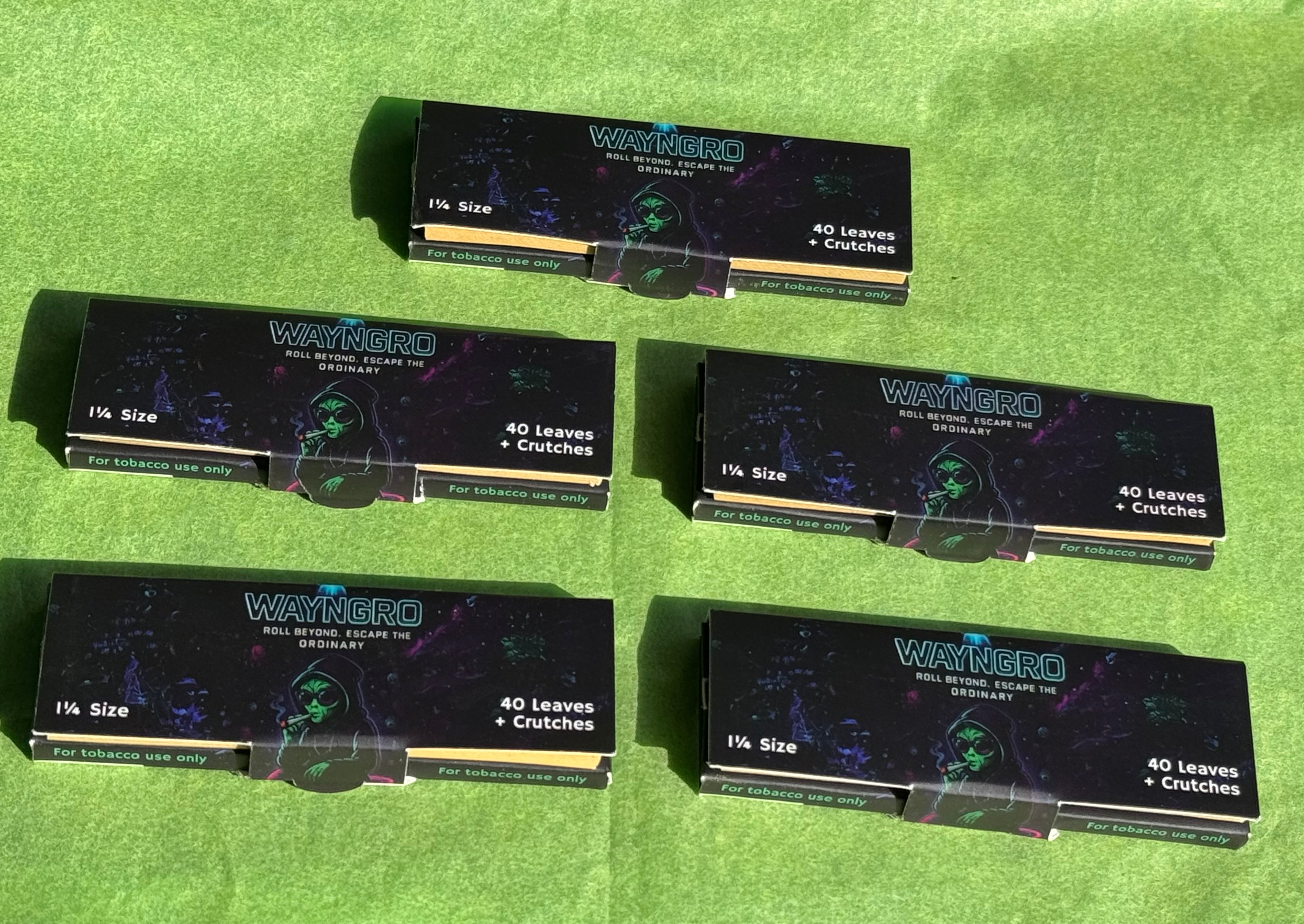 Wayngro 1¼ Rolling Papers – Single Pack (40 Filters Included)